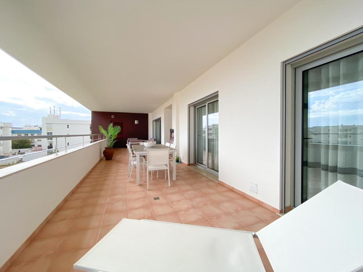 Luxury Condominium Apartment With Swimming Pool #1903 Lagos Kültér fotó