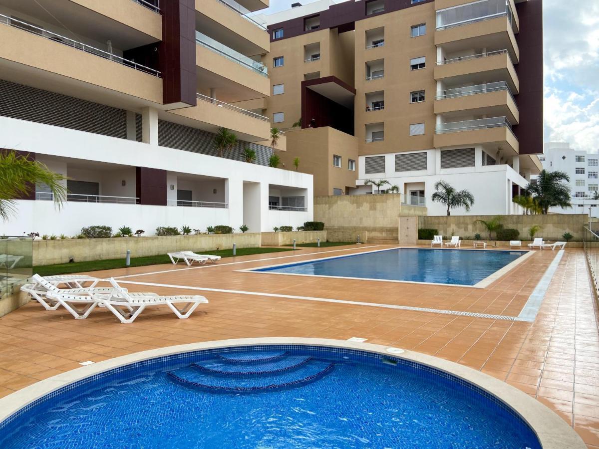 Luxury Condominium Apartment With Swimming Pool #1903 Lagos Kültér fotó